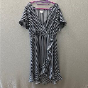 NAÏF Women’s Striped Blue and White Dress SZ Large